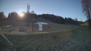 Skiareál Lázeňský vrch - Sjezdovka - 13.12.2025 v 11:04 Skiareál Lázeňský vrch - Sjezdovka - 13.12.2025 v 11:04