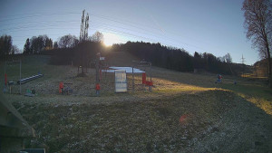 Skiareál Lázeňský vrch - Sjezdovka - 13.12.2025 v 12:14 Skiareál Lázeňský vrch - Sjezdovka - 13.12.2025 v 12:14