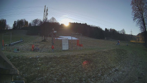 Skiareál Lázeňský vrch - Sjezdovka - 13.12.2025 v 12:39 Skiareál Lázeňský vrch - Sjezdovka - 13.12.2025 v 12:39