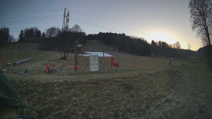 Skiareál Lázeňský vrch - Sjezdovka - 13.12.2025 v 14:59 Skiareál Lázeňský vrch - Sjezdovka - 13.12.2025 v 14:59