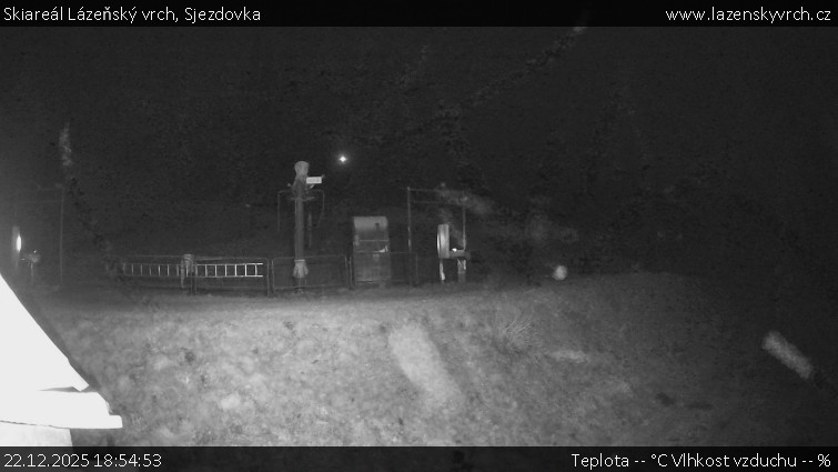 Skiareál Lázeňský vrch - Sjezdovka - 22.12.2025 v 18:54