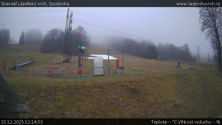 Skiareál Lázeňský vrch - Sjezdovka - 23.12.2025 v 12:14