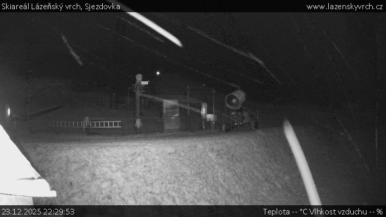 Skiareál Lázeňský vrch - Sjezdovka - 23.12.2025 v 22:29