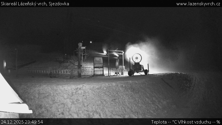 Skiareál Lázeňský vrch - Sjezdovka - 24.12.2025 v 23:49