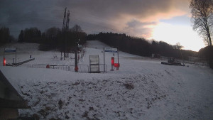 Skiareál Lázeňský vrch - Sjezdovka - 27.12.2025 v 16:34