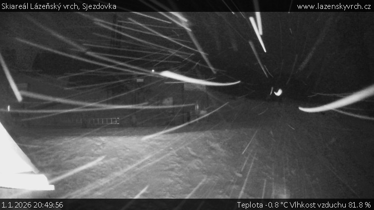 Skiareál Lázeňský vrch - Sjezdovka - 1.1.2026 v 20:49