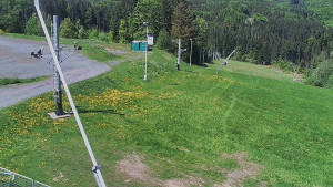 Skiareál Troják - Otočná kamera, svah A - 9.5.2025 v 12:30
