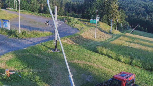 Skiareál Troják - Otočná kamera, svah A - 21.6.2025 v 05:30