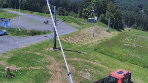 Skiareál Troják - Otočná kamera, svah A - 21.6.2025 v 13:30