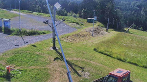 Skiareál Troják - Otočná kamera, svah A - 21.6.2025 v 17:00