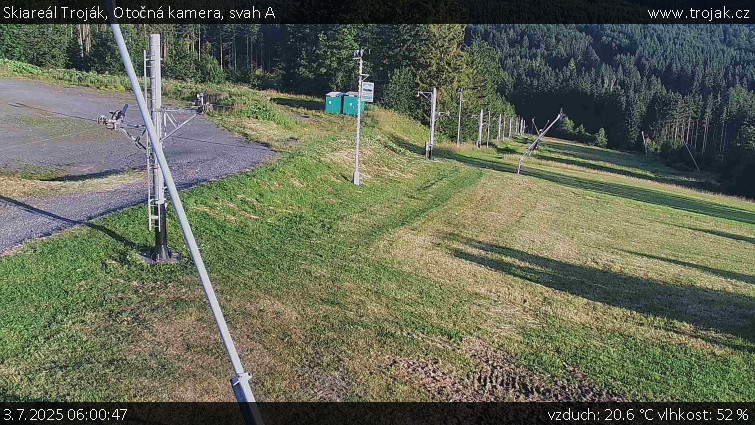 Skiareál Troják - Otočná kamera, svah A - 3.7.2025 v 06:00