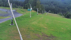 Skiareál Troják - Otočná kamera, svah A - 12.7.2025 v 05:30