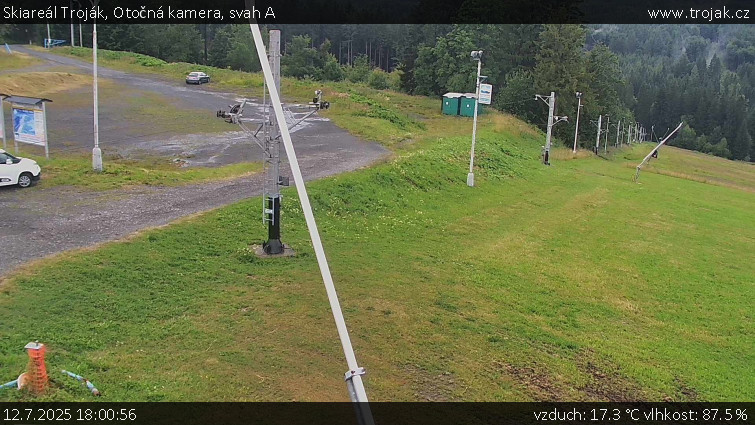 Skiareál Troják - Otočná kamera, svah A - 12.7.2025 v 18:00