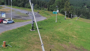 Skiareál Troják - Otočná kamera, svah A - 13.7.2025 v 11:30