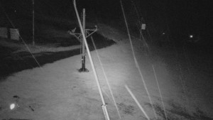 Skiareál Troják - Otočná kamera, svah A - 17.7.2025 v 01:30
