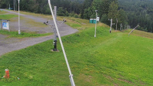 Skiareál Troják - Otočná kamera, svah A - 31.7.2025 v 13:00