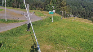 Skiareál Troják - Otočná kamera, svah A - 15.8.2025 v 09:00