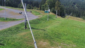 Skiareál Troják - Otočná kamera, svah A - 15.8.2025 v 13:30