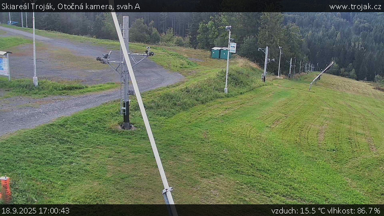 Skiareál Troják - Otočná kamera, svah A - 18.9.2025 v 17:00