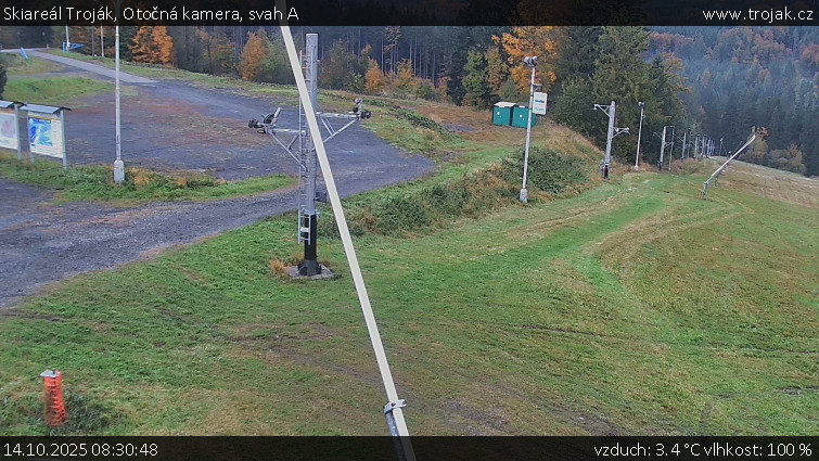 Skiareál Troják - Otočná kamera, svah A - 14.10.2025 v 08:30 Skiareál Troják - Otočná kamera, svah A - 14.10.2025 v 08:30