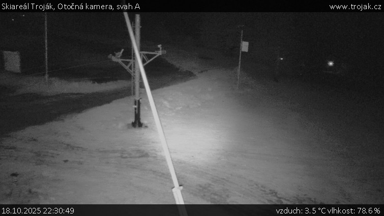 Skiareál Troják - Otočná kamera, svah A - 18.10.2025 v 22:30 Skiareál Troják - Otočná kamera, svah A - 18.10.2025 v 22:30