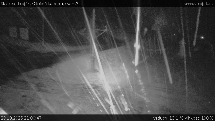 Skiareál Troják - Otočná kamera, svah A - 23.10.2025 v 21:00 Skiareál Troják - Otočná kamera, svah A - 23.10.2025 v 21:00