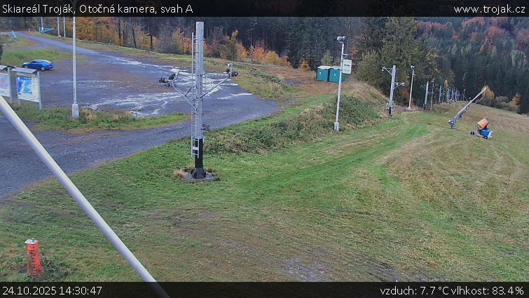 Skiareál Troják - Otočná kamera, svah A - 24.10.2025 v 14:30 Skiareál Troják - Otočná kamera, svah A - 24.10.2025 v 14:30