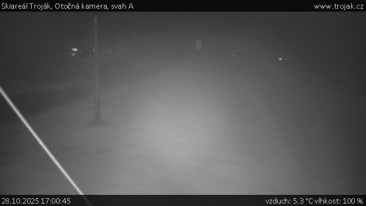Skiareál Troják - Otočná kamera, svah A - 28.10.2025 v 17:00 Skiareál Troják - Otočná kamera, svah A - 28.10.2025 v 17:00