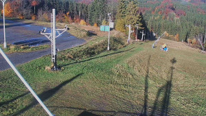 Skiareál Troják - Otočná kamera, svah A - 29.10.2025 v 08:30 Skiareál Troják - Otočná kamera, svah A - 29.10.2025 v 08:30