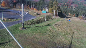 Skiareál Troják - Otočná kamera, svah A - 29.10.2025 v 09:30 Skiareál Troják - Otočná kamera, svah A - 29.10.2025 v 09:30