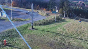 Skiareál Troják - Otočná kamera, svah A - 29.10.2025 v 13:30 Skiareál Troják - Otočná kamera, svah A - 29.10.2025 v 13:30