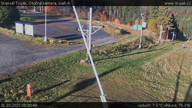 Skiareál Troják - Otočná kamera, svah A - 31.10.2025 v 08:30 Skiareál Troják - Otočná kamera, svah A - 31.10.2025 v 08:30