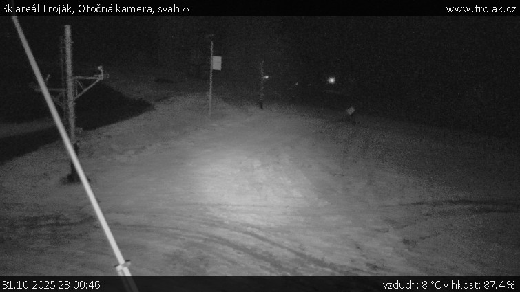 Skiareál Troják - Otočná kamera, svah A - 31.10.2025 v 23:00 Skiareál Troják - Otočná kamera, svah A - 31.10.2025 v 23:00