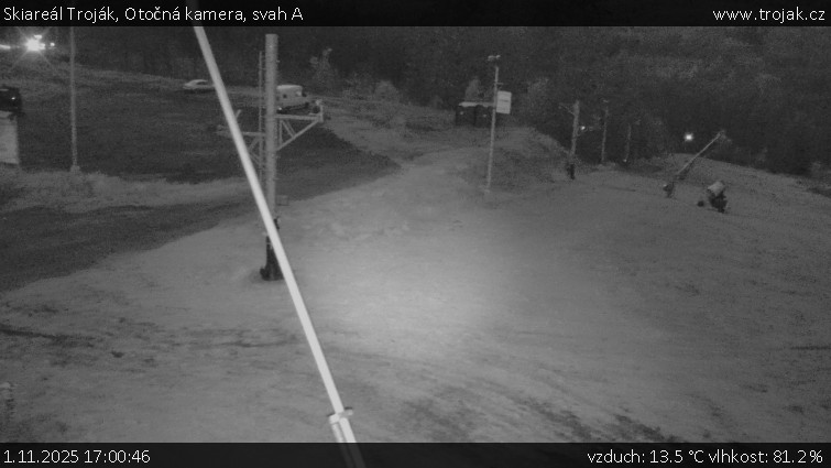 Skiareál Troják - Otočná kamera, svah A - 1.11.2025 v 17:00 Skiareál Troják - Otočná kamera, svah A - 1.11.2025 v 17:00