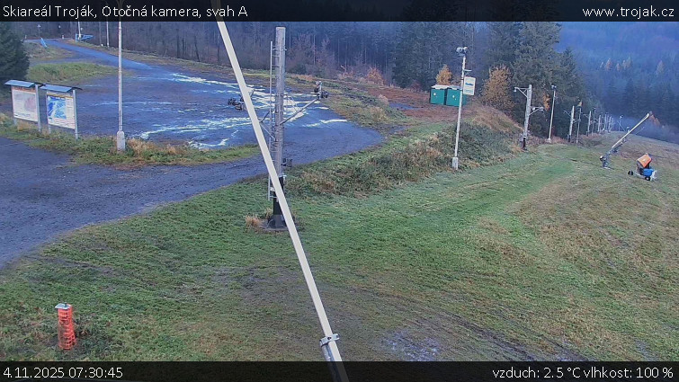 Skiareál Troják - Otočná kamera, svah A - 4.11.2025 v 07:30