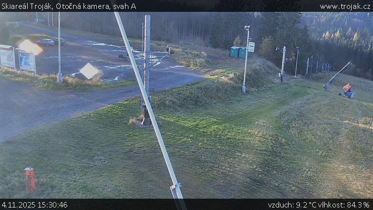 Skiareál Troják - Otočná kamera, svah A - 4.11.2025 v 15:30