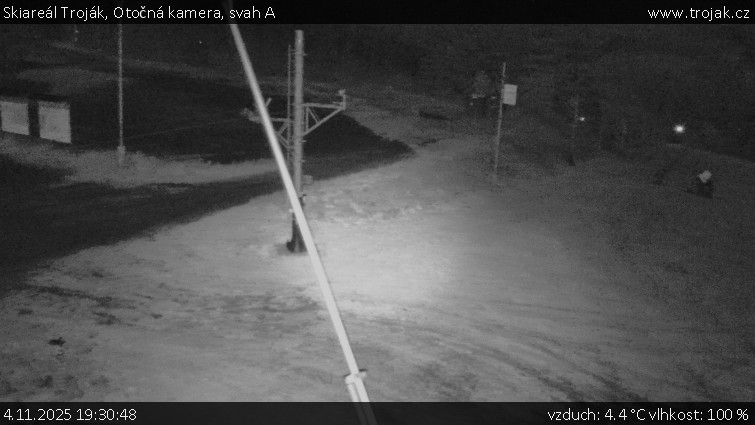 Skiareál Troják - Otočná kamera, svah A - 4.11.2025 v 19:30