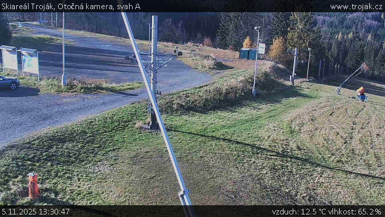 Skiareál Troják - Otočná kamera, svah A - 5.11.2025 v 13:30