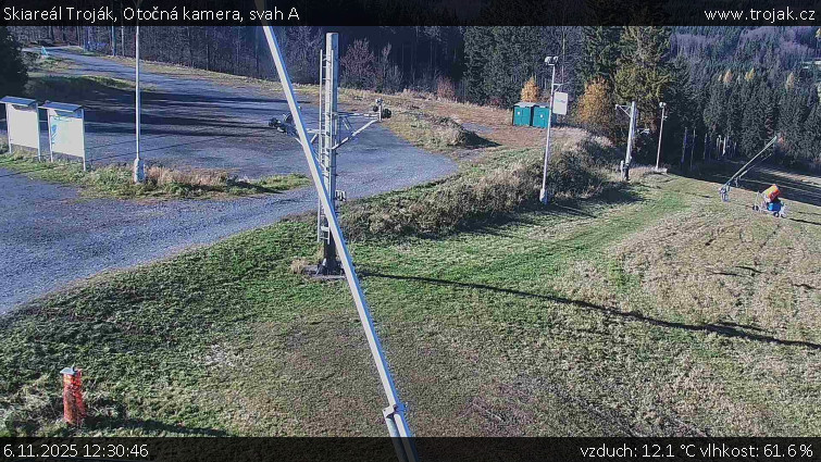 Skiareál Troják - Otočná kamera, svah A - 6.11.2025 v 12:30