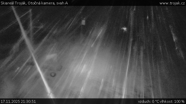 Skiareál Troják - Otočná kamera, svah A - 17.11.2025 v 21:30