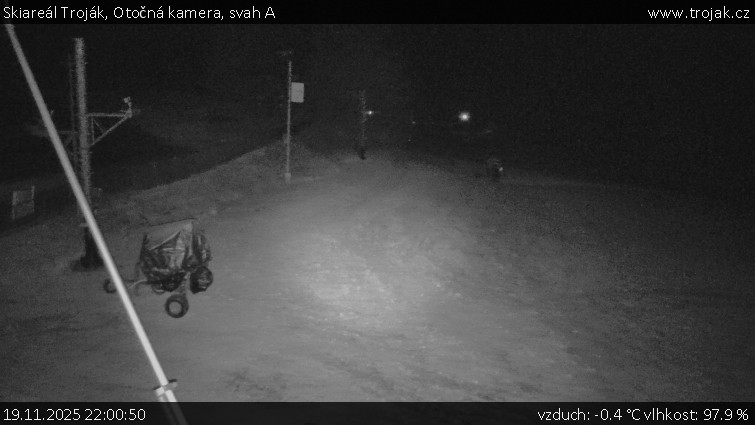 Skiareál Troják - Otočná kamera, svah A - 19.11.2025 v 22:00