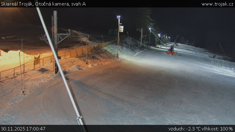 Skiareál Troják - Otočná kamera, svah A - 30.11.2025 v 17:00
