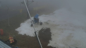 Skiareál Troják - Otočná kamera, svah A - 13.12.2025 v 12:00 Skiareál Troják - Otočná kamera, svah A - 13.12.2025 v 12:00