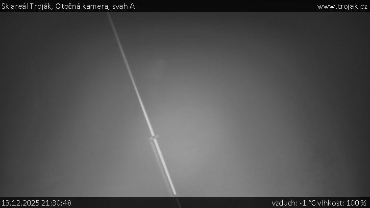 Skiareál Troják - Otočná kamera, svah A - 13.12.2025 v 21:30