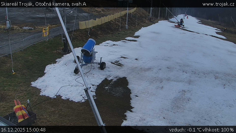 Skiareál Troják - Otočná kamera, svah A - 16.12.2025 v 15:00