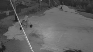 Skiareál Troják - Otočná kamera, svah A - 17.12.2025 v 07:00 Skiareál Troják - Otočná kamera, svah A - 17.12.2025 v 07:00