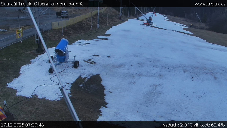 Skiareál Troják - Otočná kamera, svah A - 17.12.2025 v 07:30