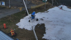 Skiareál Troják - Otočná kamera, svah A - 17.12.2025 v 10:00 Skiareál Troják - Otočná kamera, svah A - 17.12.2025 v 10:00