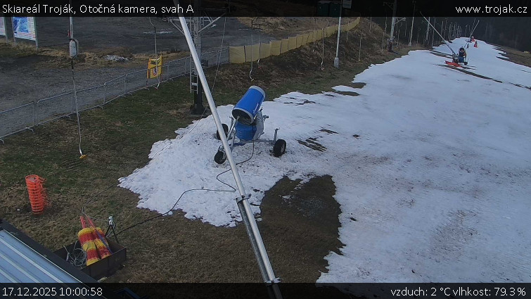 Skiareál Troják - Otočná kamera, svah A - 17.12.2025 v 10:00