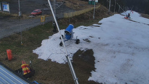 Skiareál Troják - Otočná kamera, svah A - 17.12.2025 v 11:00 Skiareál Troják - Otočná kamera, svah A - 17.12.2025 v 11:00